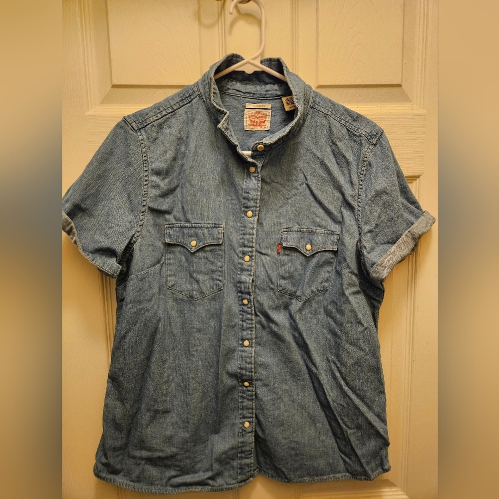 Levi's XL Women's Denim Shirt